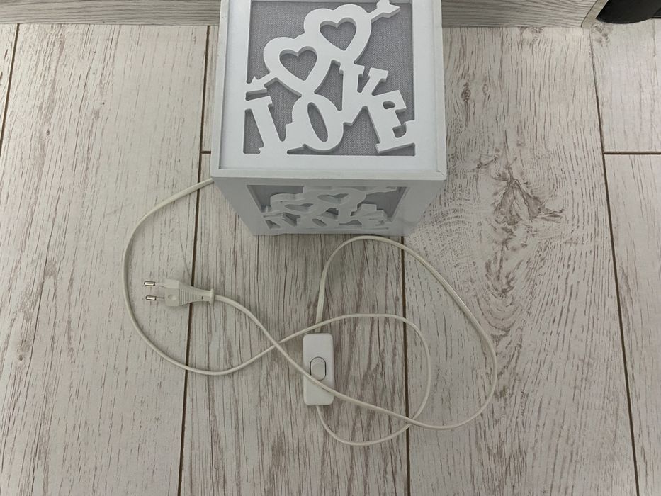 Lampa de noapte colorata