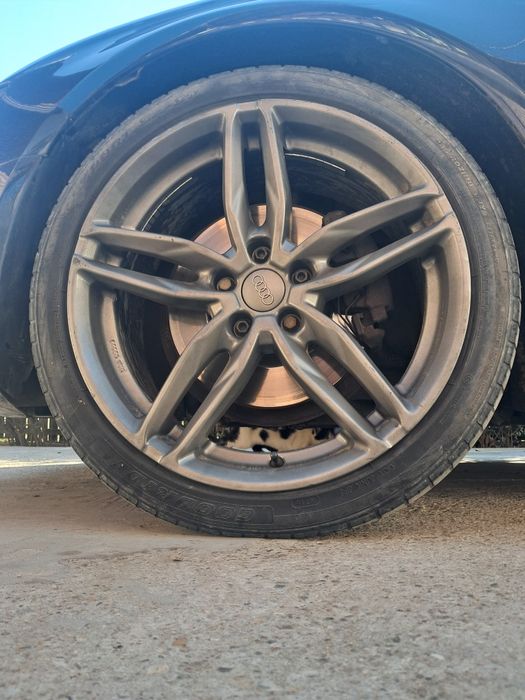 Vând jante audi 245/40/R19