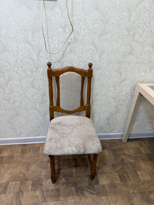 Кухонный гарнитур + стол и стулья