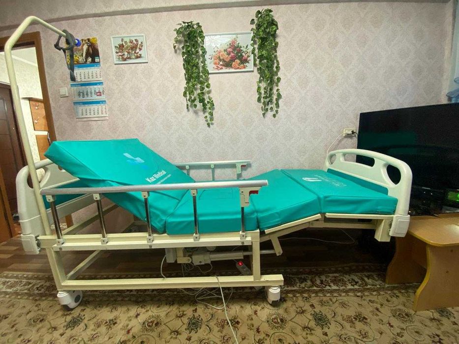 Кровать для лежачих больных