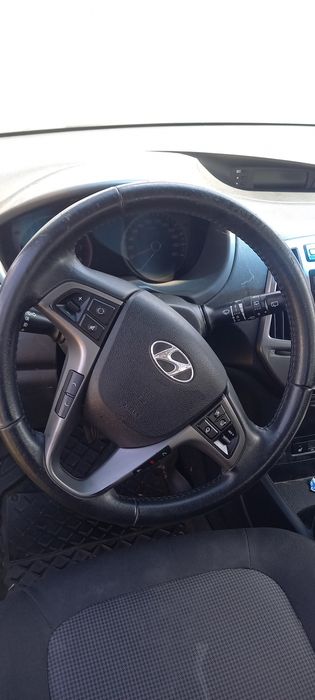 Hyundai i20 1.4 бензин Facelift на части