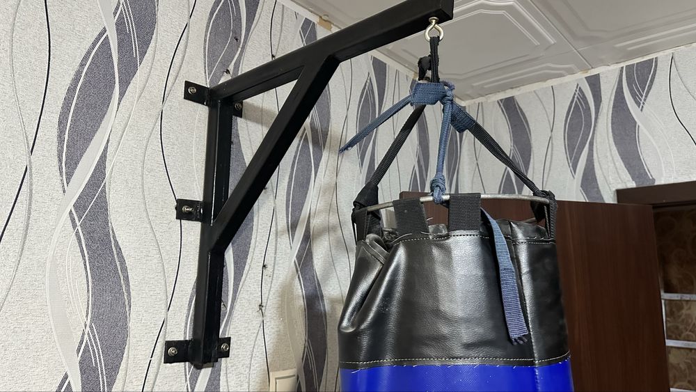 Груша навесная с крепежом