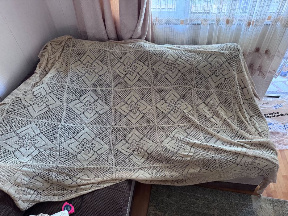 Една кука 25 покривки и карета
