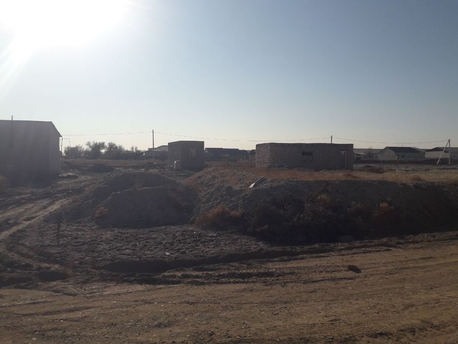 Тахиаташда жер план сатылады. 6 сотик