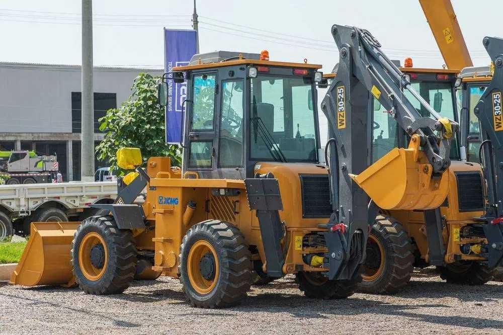 Экскаватор-погрузчик WZ30-25 в наличии!