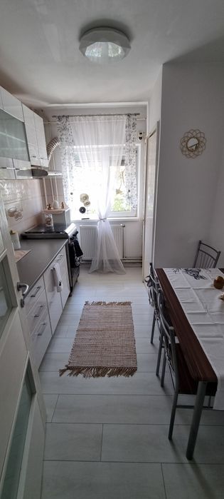 Apartament doua camere de inchiriat