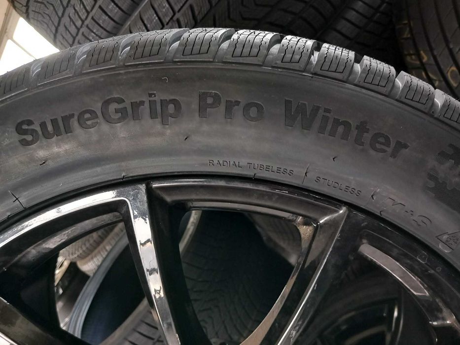 Jante Porsche Cayenne Q7 Touareg Anvelope noi mixte Pirelli 275 45 20