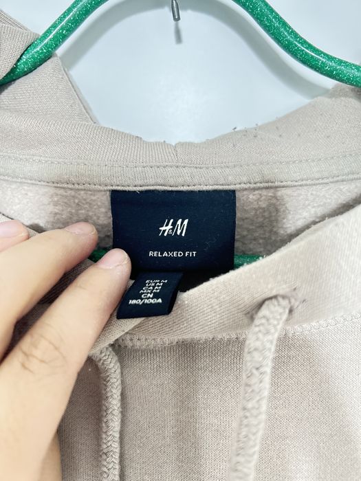 Продается 3 толстовки с капюшонами