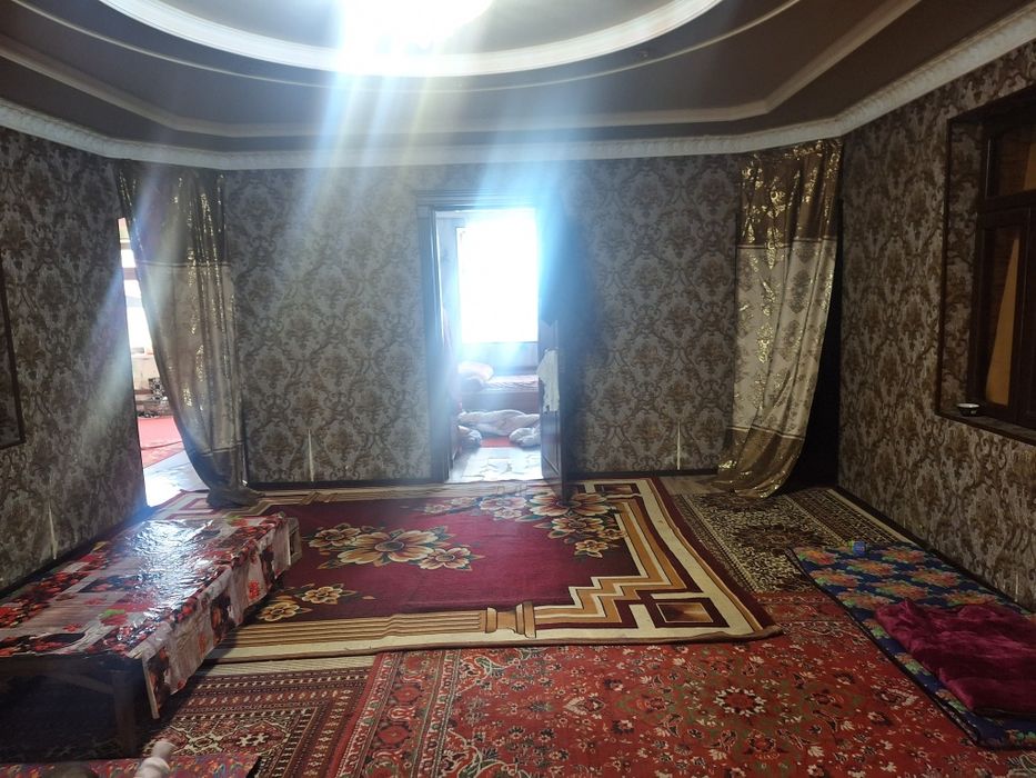 Uy sotiladi zangi ota bosu da