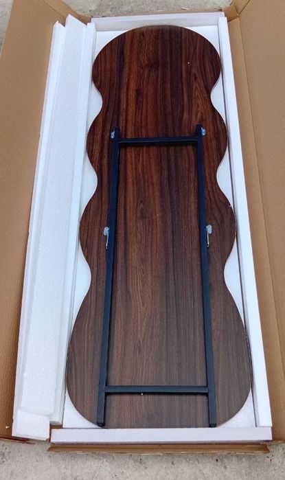 Напольное зеркало в полный рост с волнистой рамой