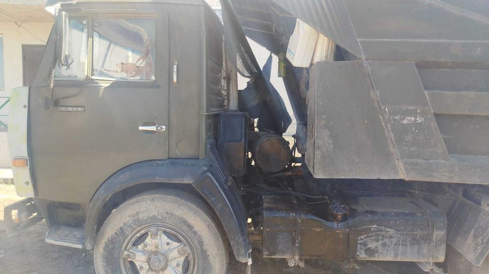 камаз самосвал 55111