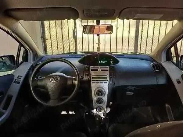 TOYOTA Yaris 2007 — imagine 2