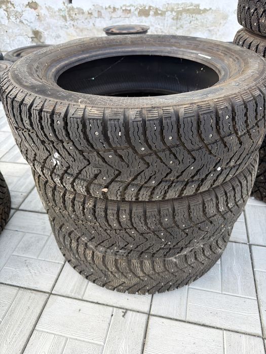 Продам 3 Резины R16 205/60 Зима Шипы