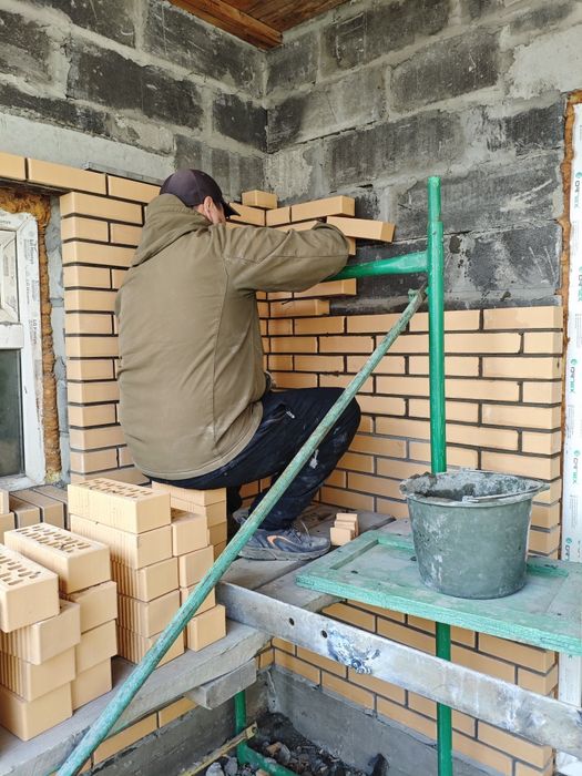 Строители каменьщики