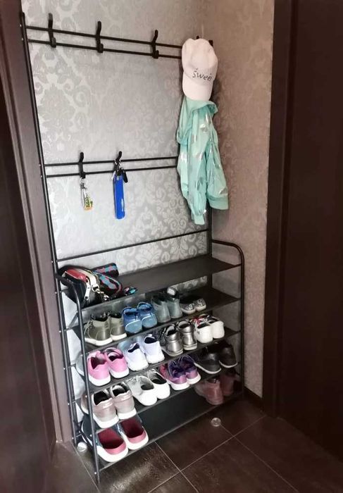 Обувница в прихожую с вешалкой узкая металлическая