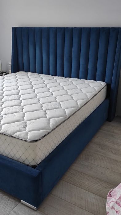 Кровать и матрас