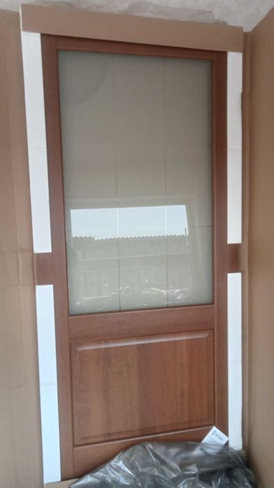 продам межкомнатную дверь