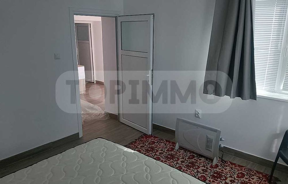 Реновирана едноетажна къща в село Чернооково
