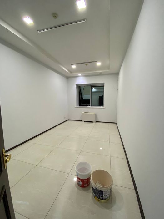 Срочно аренда офис 3 комнаты+ кухня и санузел свой ул Бабур