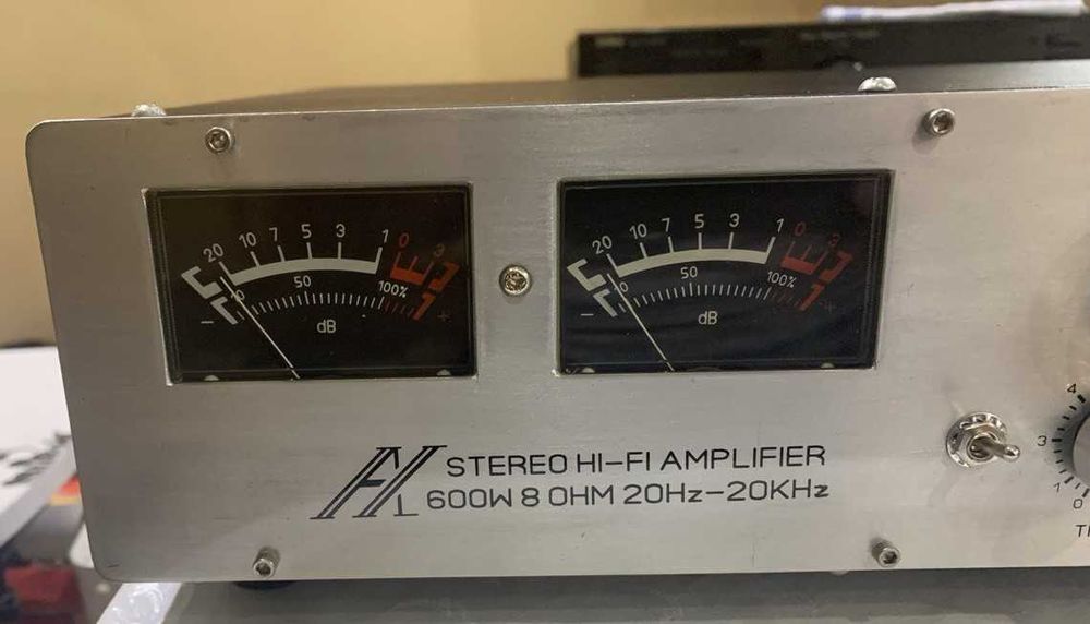 Продается усилитель стерео класс А-B 600 WATT