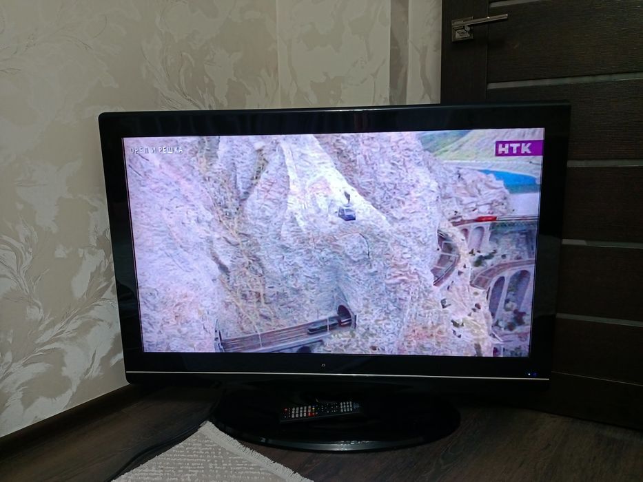 Телевизор работает