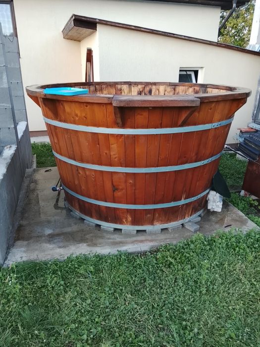 Ciubar 8 -10 persoane