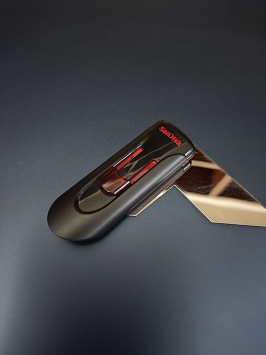 Флешка SANDISK 32 гб