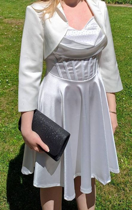 Официална  рокля