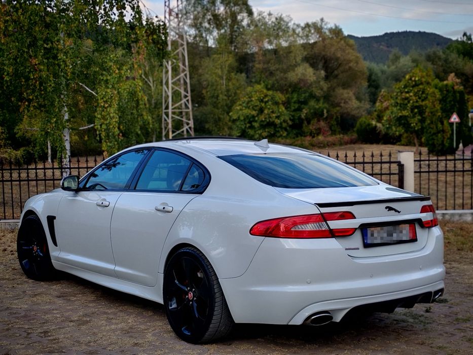 Продавам JAGUAR XF 3.0 SUPERCHARGED цял за части!