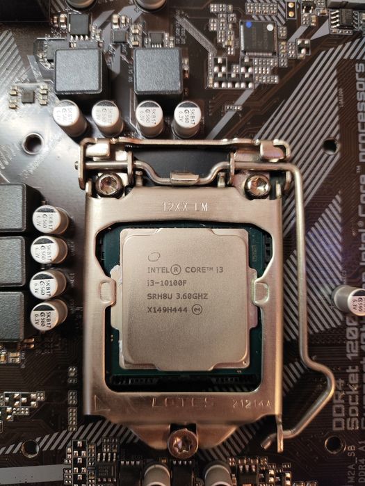 i5 12400+ мать , i3 10100f+мать и i3 9100 проц