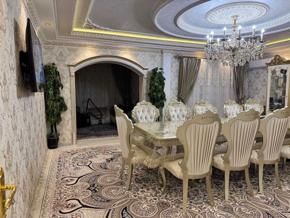 Чиланзар Ц-38 | Банковский дом | 3-комнатная 154 м²