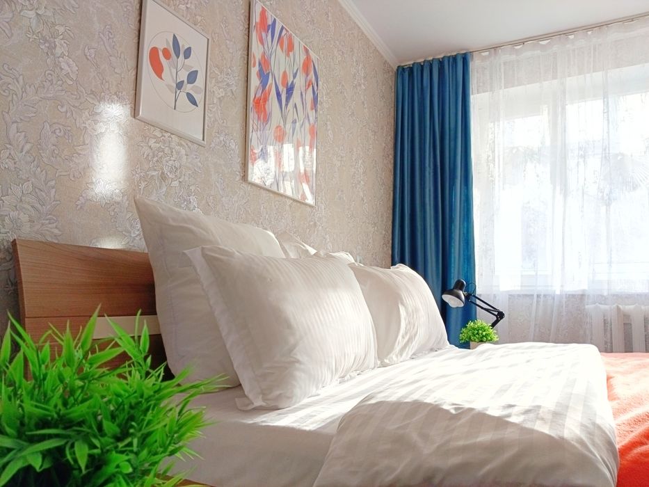 Уютная квартира посуточно на первом этаже с видом на сад