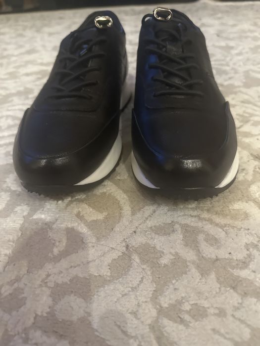 Зимние кроссовки