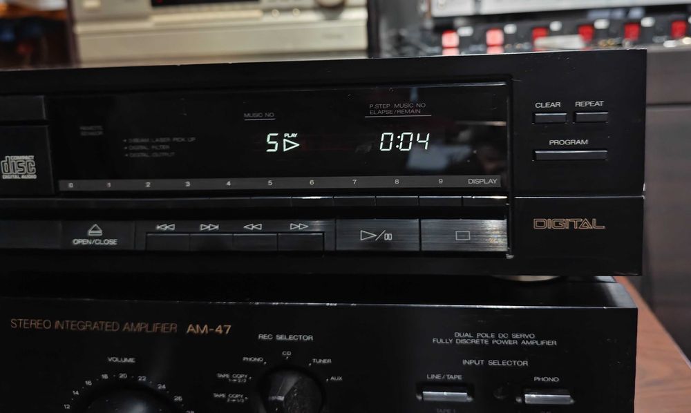 DTM・DAW THE WORLD AKAI CD-ROM Akai CD3000i CD ROM Rack Sampler Vintage Rare CD 3000i | eBay