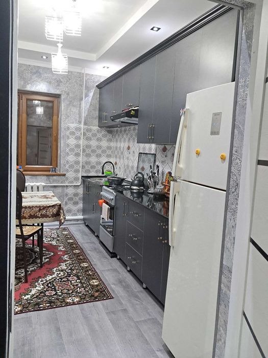 Эски автовакзал 3 сотик барча кулайликларга эга участка сотилади