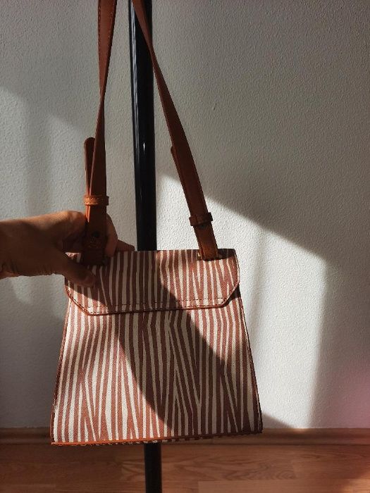 Geanta safari print piele eco de la Nice Things by Paloma S