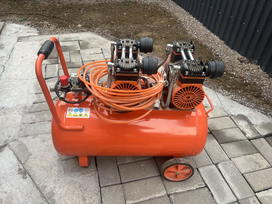 Воздушный компрессор