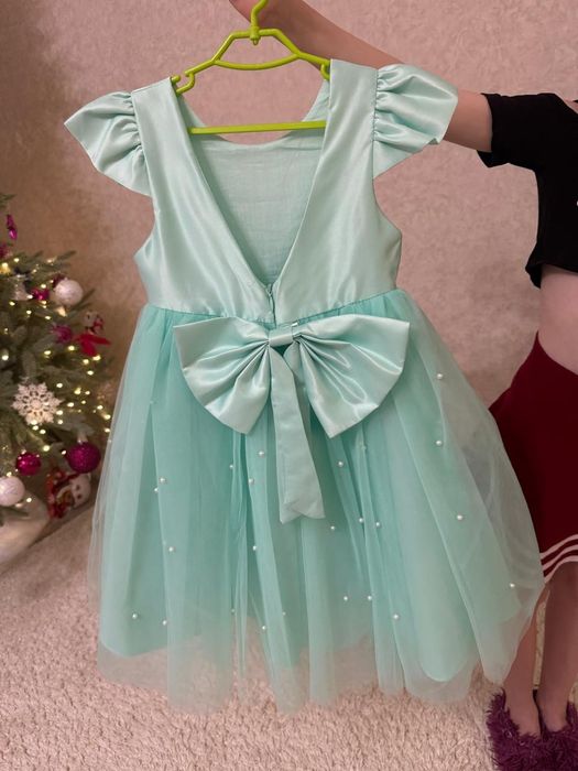 Платье нарядное для девочки