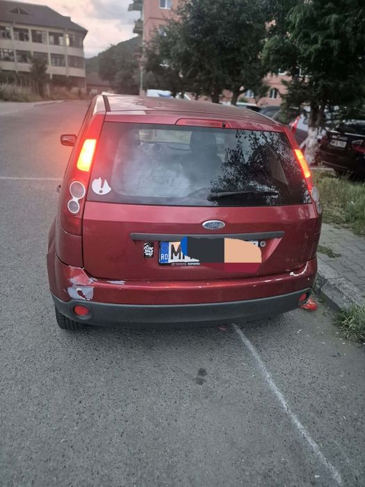 Ford fiesta 1.3 benzina anul 2008