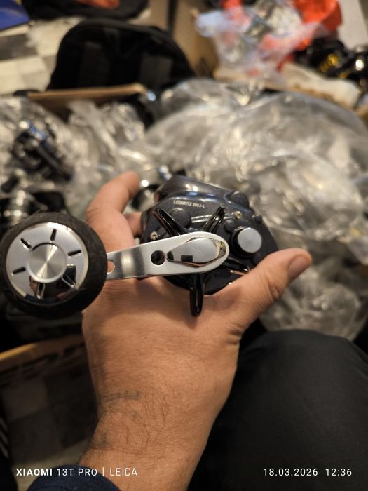 Vând mulineta electrica Daiwa