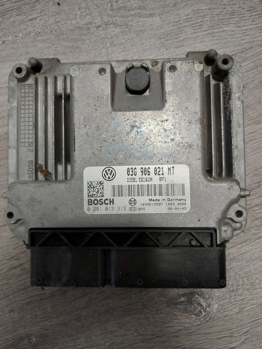 Ecu calculator motor vw passat b6 2.0tdi cod 03G906021MT