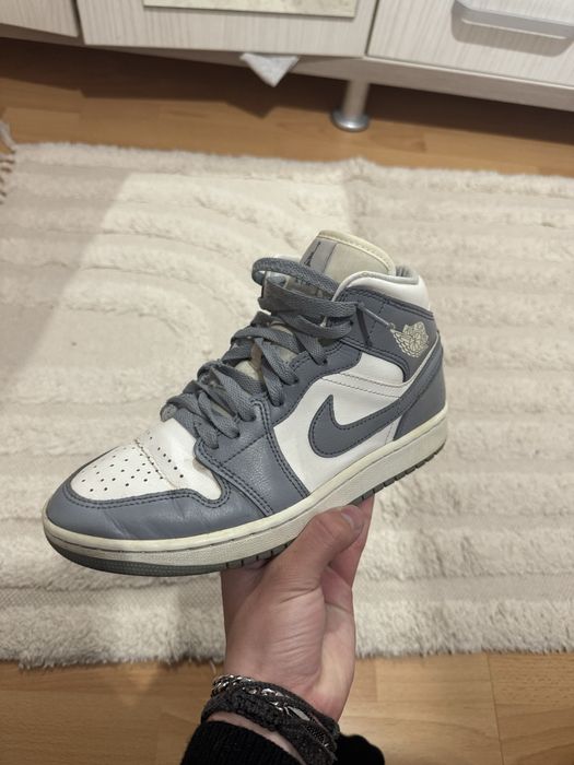 Jordan 1 air Mid Stealth