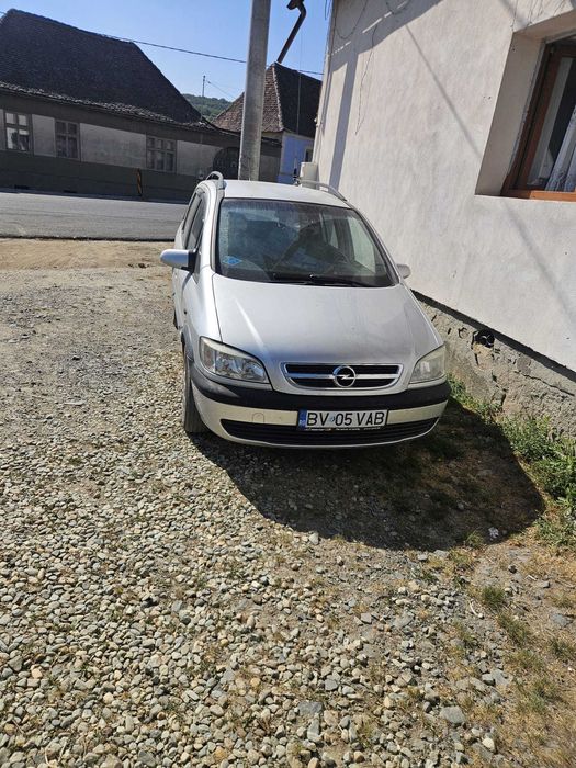 opel zafira 2004