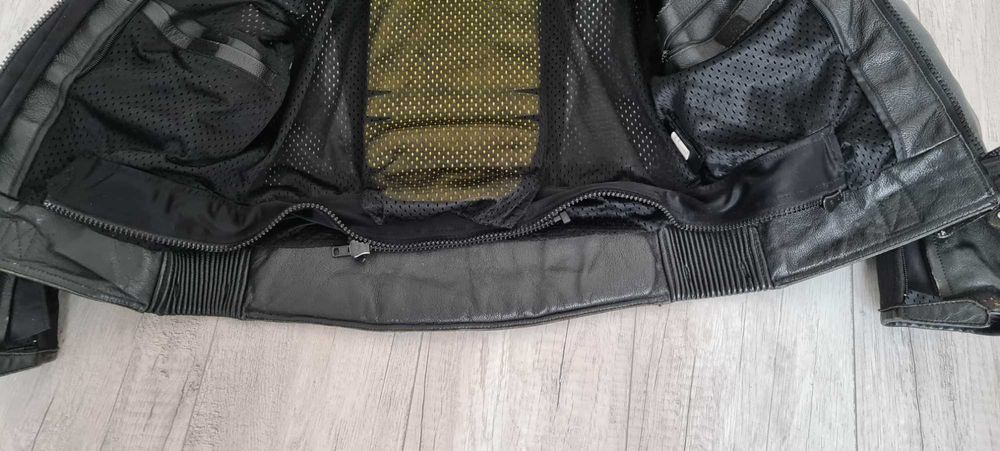 Кожен мото екип 2 части