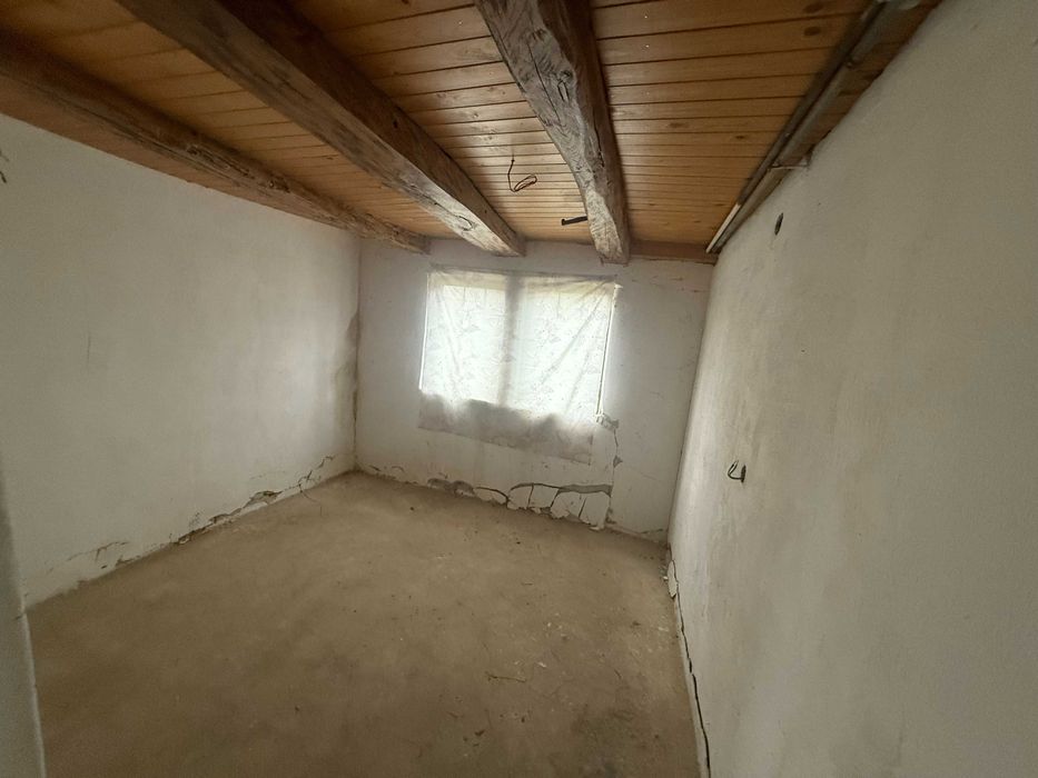 Продава къща на  на 10 км от гр. Габрово