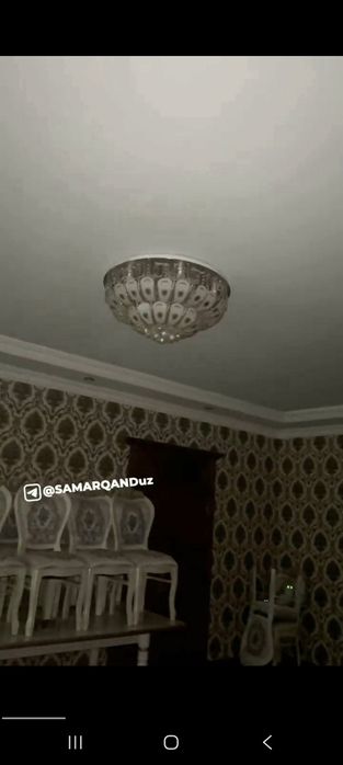 Люстра сотилади.