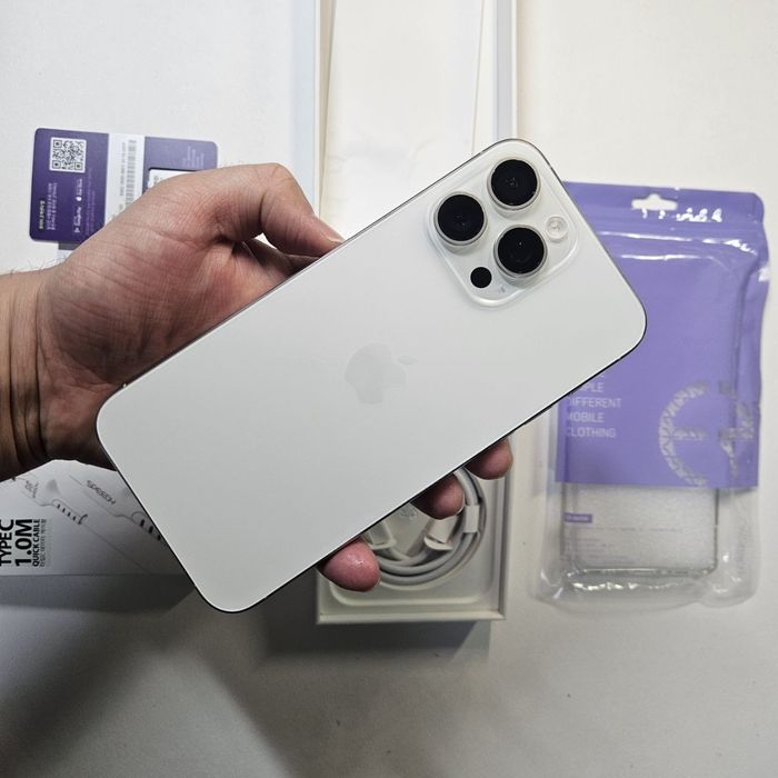 iPhone 15 pro max white titanium 512 gb