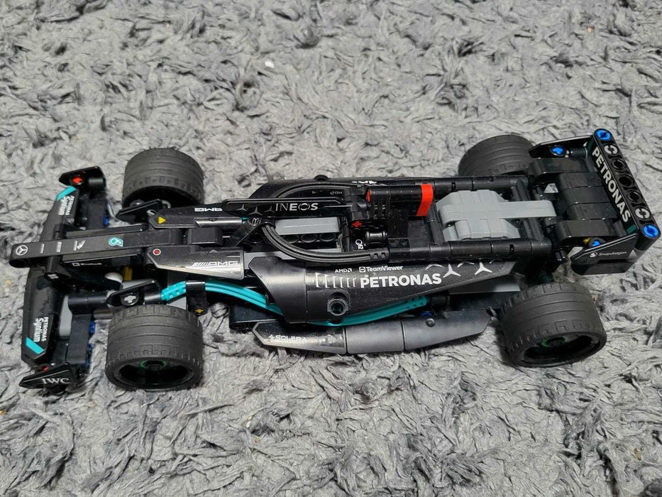 LEGO Technic - Mercedes-AMG F1 W14 E Performance Pull-Back