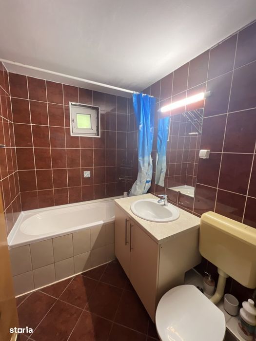 Apartament 3 camere, decomandate, Nord