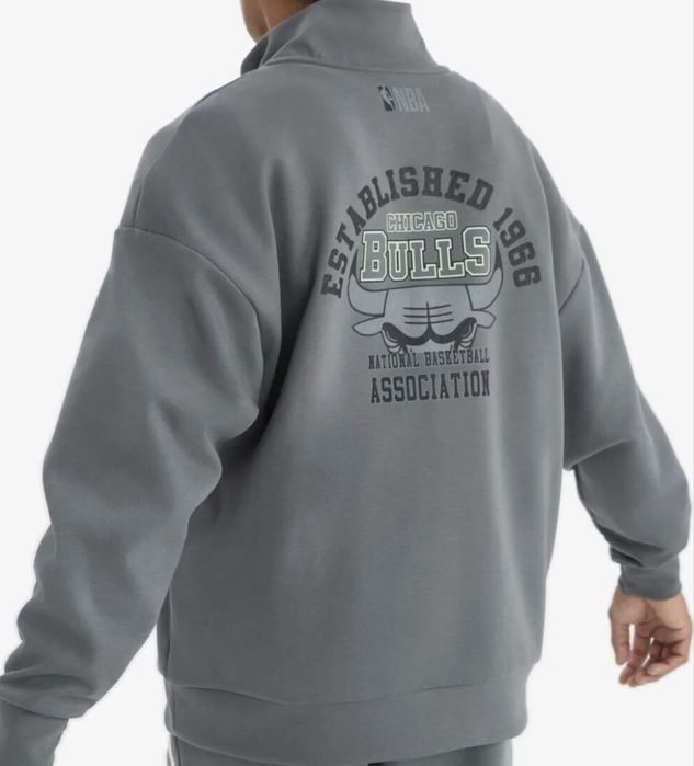 Hanorac Chicago Bulls - half zip, mărimea [M], starea excelenta.